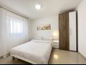 Apartementen JoRa - family friendly with parking space: A1-Angel(4), A2-Veronika(4) Nin - Riviera Zadar  - Appartement - A1-Angel(4): slaapkamer