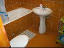Apartementen Duskica - close to the sea: A1(4+1) Petrcane - Riviera Zadar  - Appartement - A1(4+1): badkamer met toilet