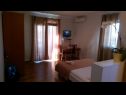 Apartementen Summer Sun SA1(2+1), A2(2+2), A3(4+2), A4(4+2) Privlaka - Riviera Zadar  - Studio-appartment - SA1(2+1): woonkamer