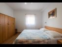Apartementen Armitage - family friendly: A1(4), A2(4+1), A3(2+1), A4(2+1), A5(2+1) Privlaka - Riviera Zadar  - Appartement - A1(4): slaapkamer