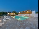 Apartementen Ani - with pool : SA4(2), A5(2+2), A6(2+2) Privlaka - Riviera Zadar  - huis