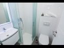 Apartementen Ani - with pool : SA4(2), A5(2+2), A6(2+2) Privlaka - Riviera Zadar  - Appartement - A5(2+2): badkamer met toilet