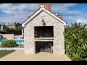 Vakantiehuizen Oasis Village Villa - heated pool : H(6+2) Privlaka - Riviera Zadar  - Kroatië  - komin