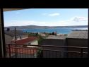 Apartementen Sunny  - sea side terrace & parking: A1(4+1), A2(6+1) Starigrad-Paklenica - Riviera Zadar  - huis