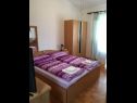 Apartementen Andy - only 50 m from beach: A1(3+1), A2(2+1), SA1(2) Sukosan - Riviera Zadar  - Studio-appartment - SA1(2): slaapkamer