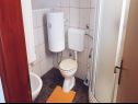 Apartementen Darko - 30 m from beach : A2(3+1), A4(3), SA5(3) Sukosan - Riviera Zadar  - Studio-appartment - SA5(3): badkamer met toilet