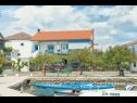 Apartementen Dama - 10 m from beach: A1(6+1) Sukosan - Riviera Zadar  - huis