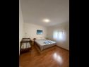 Apartementen Draga - comfortable & afordable: A1(2+2), A2(6), A3(2+2) Vir - Riviera Zadar  - Appartement - A2(6): slaapkamer