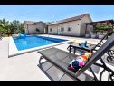 Apartementen Gordana Mar - with pool : A1(2+2), A2H(4+2) Vrsi - Riviera Zadar  - zwembad