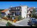Apartementen Suza - relaxing & beautiful: A1(2+2), A2(4+2) Zadar - Riviera Zadar  - huis