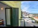 Apartementen Dome - 150m from sea: A22(2), A32(2), A33(2) Zadar - Riviera Zadar  - Appartement - A22(2): balkon