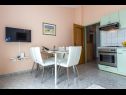 Apartementen Suza - relaxing & beautiful: A1(2+2), A2(4+2) Zadar - Riviera Zadar  - Appartement - A2(4+2): keuken en eetkamer
