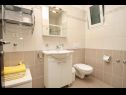 Apartementen Eddie - great location & comfor: A1(4), A2(4), A3(4), A4(4) Zadar - Riviera Zadar  - Appartement - A3(4): badkamer met toilet