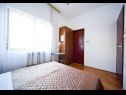 Apartementen Ivan Z3 - only for family: A1(6)  Zadar - Riviera Zadar  - Appartement - A1(6) : slaapkamer