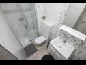 Apartementen Skyline - luxurious & modern: A1(6) Zadar - Riviera Zadar  - Appartement - A1(6): badkamer met toilet