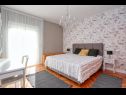Apartementen Max - luxurious with pool: A1(6+2) Zadar - Riviera Zadar  - Appartement - A1(6+2): slaapkamer
