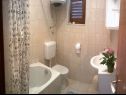 Apartementen Ljilja - 250 m from blue flag beach: A1(4+1) Zaton (Zadar) - Riviera Zadar  - Appartement - A1(4+1): badkamer met toilet