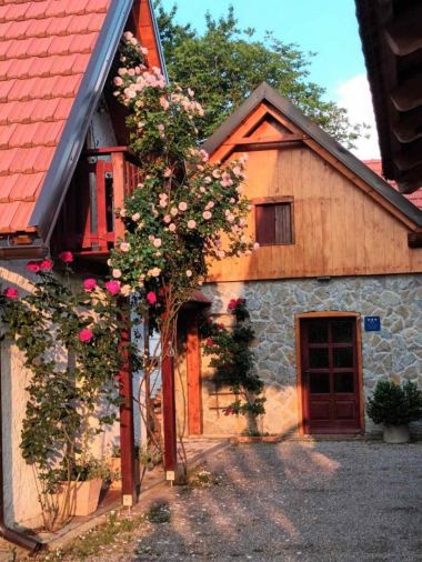 Apartementen Mimi - countryside cottage: A1(2) Plaski - Continentaal Kroatië