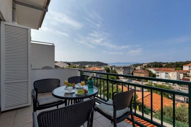 Apartementen Josip - panoramic sea view & parking: A1(4+2) Makarska - Riviera Makarska 