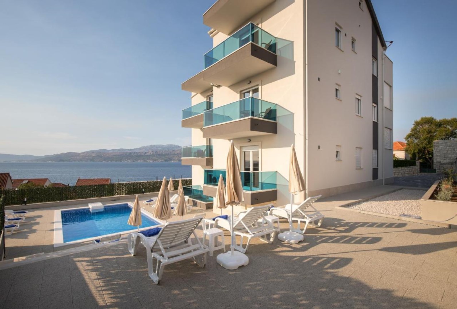 Apartementen Dragan - with pool and seaview: A2(4), A3(5) Postira - Eiland Brac 