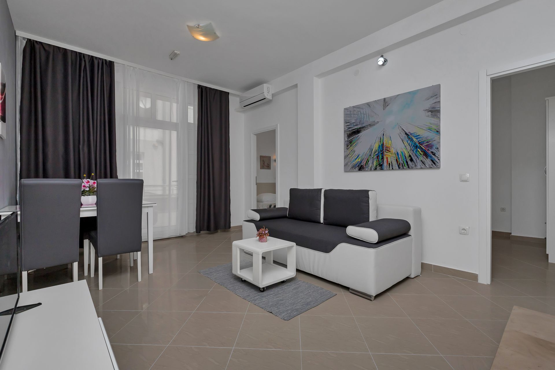Apartementen Petar - 200 m from beach: A1(4) Makarska - Riviera Makarska 