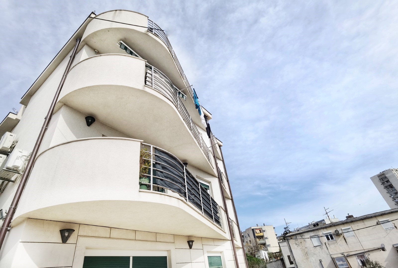 Apartementen Miro - modern: A1-prizemlje (4+2), A2 desni(3+2), A3 lijevi(3+2) Split - Riviera Split 