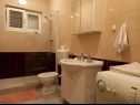Apartementen Renci - 100 m from sea: A1(8+2) Biograd - Riviera Biograd  - Appartement - A1(8+2): badkamer met toilet