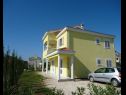 Apartementen Mirjana - with parking : A1(2+1), A2(4+1) Pakostane - Riviera Biograd  - huis