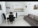 Apartementen Renato - 150 m from beach: A1(2+2), A2(2+2) Sveti Filip i Jakov - Riviera Biograd  - Appartement - A1(2+2): keuken