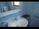 Gianna - beachfront: H(6+2) Sveti Petar - Riviera Biograd  - Kroatië  - H(6+2): badkamer met toilet