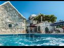 Vakantiehuizen Mari 1 - with pool: H(6+1) Donji Humac - Eiland Brac  - Kroatië  - zwembad