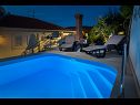 Vakantiehuizen Andre - swimming pool H(6+2) Nerezisca - Eiland Brac  - Kroatië  - zwembad