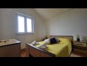 Apartementen Marin - amazing sea view: A1(4+1), A2(4+1), A3(4+1) Splitska - Eiland Brac  - Appartement - A3(4+1): slaapkamer
