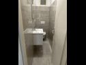 Apartementen Senija - 150 m from beach: A1(4) Supetar - Eiland Brac  - Appartement - A1(4): badkamer met toilet
