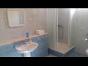Apartementen Šimi - free parking: A1(4) Supetar - Eiland Brac  - Appartement - A1(4): badkamer met toilet