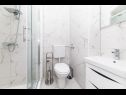Apartementen Bozo - 100m to the sea: A1(4), A2(4), A3(4), A4(4), A5(4) Okrug Donji - Eiland Ciovo  - Appartement - A1(4): badkamer met toilet