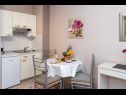 Apartementen Kari A5(4) , SA1(2), SA2(2), SA3(2), SA4(2)  Crikvenica - Riviera Crikvenica  - Studio-appartment - SA1(2): keuken en eetkamer