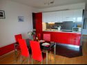 Apartementen Tomislav A1 crni(4+1), A2 crveni(4+1), A3(5+1), A4(2+2) Selce - Riviera Crikvenica  - Appartement - A2 crveni(4+1): keuken en eetkamer