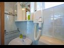 Apartementen Meri - sea view & serenity: A3(2+2) Bozava - Eiland Dugi otok  - Appartement - A3(2+2): badkamer met toilet