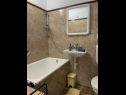 Apartementen Ivan - 60m from the sea: A1 (4+1), A2 (3+1), A3 (3+1) Ivan Dolac - Eiland Hvar  - Appartement - A2 (3+1): badkamer met toilet