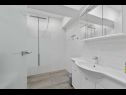 Vakantiehuizen Martina - large luxury villa: H(8+2) Labin - Istrië  - Kroatië  - H(8+2): badkamer met toilet
