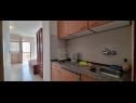 Apartementen Real - 10 m from sea : A7(2+2), A8(2+2) Medulin - Istrië  - Appartement - A8(2+2): keuken