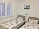 Apartementen Noel - with private pool: A1-prizemlje(4+1), A2-prvi kat(4+1) Umag - Istrië  - Appartement - A1-prizemlje(4+1): slaapkamer