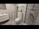 Apartementen Mila - 80 m from the beach: A1(6) Brna - Eiland Korcula  - Appartement - A1(6): badkamer met toilet