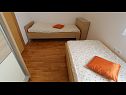 Apartementen Ema A1(4), A2(4) Malinska - Eiland Krk  - Appartement - A2(4): slaapkamer