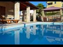 Vakantiehuizen Berna - pool house: H(6+1) Malinska - Eiland Krk  - Kroatië  - zwembad