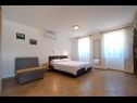 Apartementen Insula Insule - rustic & peaceful: SA1(2+1), SA2(2+1) Skrbcici - Eiland Krk  - Studio-appartment - SA1(2+1): slaapkamer