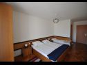 Apartementen Pava SA1 (2), SA2 (2) Vrbnik - Eiland Krk  - Studio-appartment - SA2 (2): slaapkamer