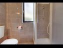 Apartementen Eli - 100 m from sea: A1(4), A2(2) Mali Losinj - Eiland Losinj  - Appartement - A1(4): badkamer met toilet