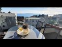 Apartementen Villa Esse - heated pool & seaview: A1(2+2), A2(4+2), A3(2+2), A4(4+2), A5(2+2) Baska Voda - Riviera Makarska  - Appartement - A1(2+2): uitzicht vanaf terras